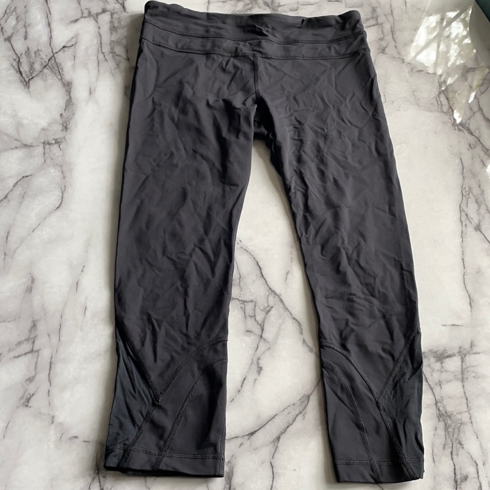 LuluLemon Black Capri Pants